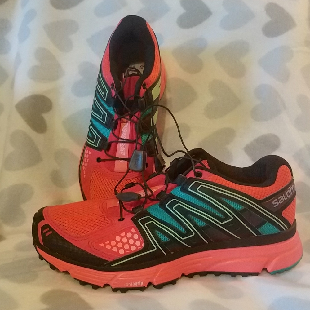 tennis shoes